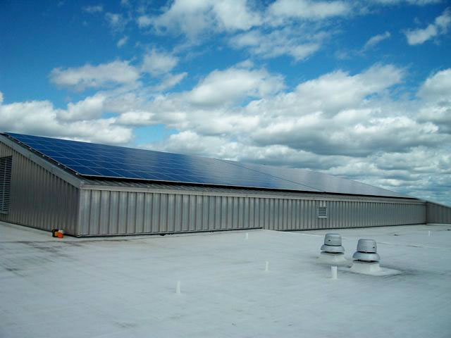 Oregon school district solar panels